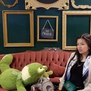 Meet your Posher, Marie